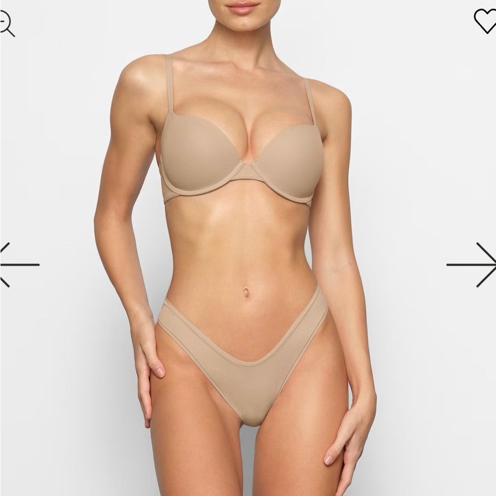 Skims NWT fits everybody push up demi bra clay 34c